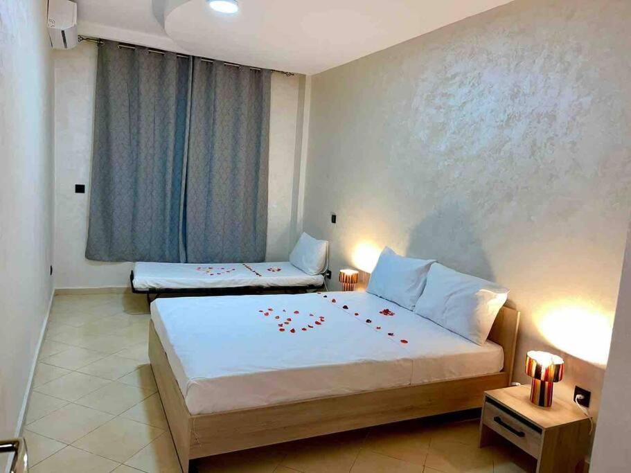 Appartement Haut Standing 3 Chambres Avec Terasse Quartier Gueliz Hivernage A Marrakech I19 マラケシュ エクステリア 写真