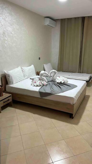 Appartement Haut Standing 3 Chambres Avec Terasse Quartier Gueliz Hivernage A Marrakech I19 マラケシュ エクステリア 写真